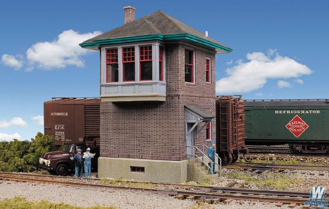 WALTHERS 933-2982 Pennsylvania Railroad Block & Interlocking Station - 6.1 x 7.9 x 12.3cm