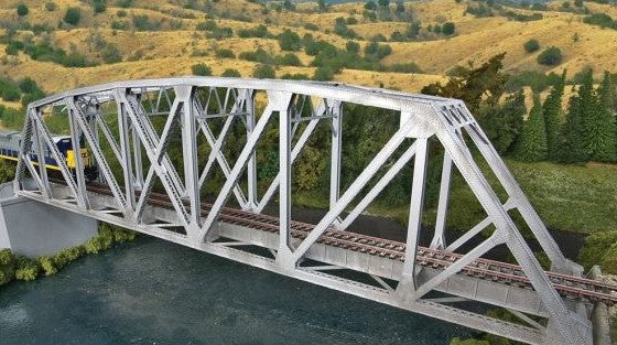 WALTHERS 933-4521 Arched Pratt Truss Railroad Bridge -- Single-Track 58.4 x 7.8 x 13.3cm