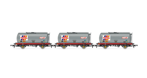 Hornby R60258 Total, TTA Tank Wagon Triple Pack - Era 7