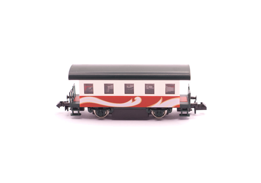 Kato 10-503-3 Pocket Line Christmas Train Pack (3pcs)