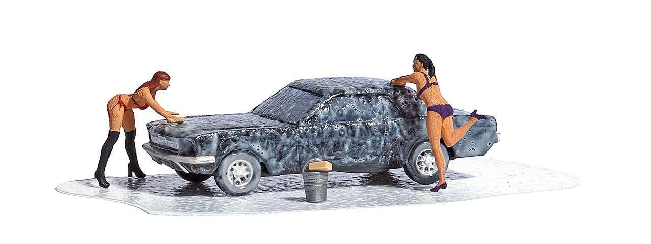 Busch 7824 Car Wash Scene - HO Scale